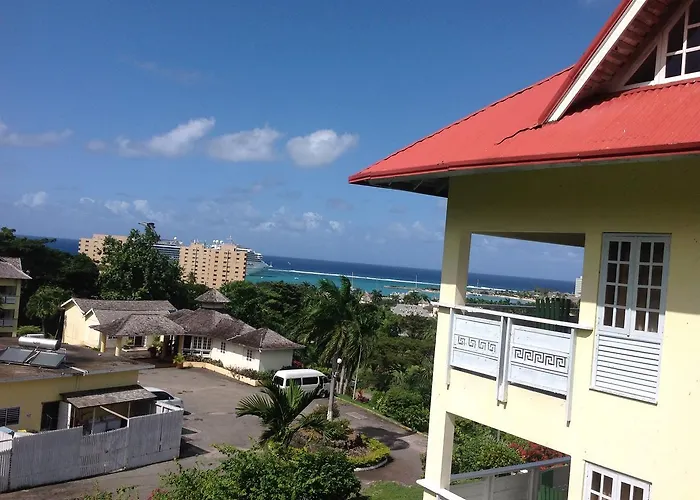 Apartamento The View At Mystic Ridge Penthouse 78a Ocho Ríos
